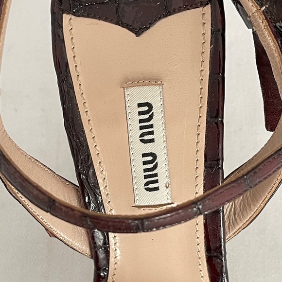 Miu Miu croc embossed bow ankle strap sandals - Picture 8 of 12